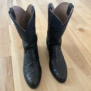 Black tecovas ostrich men’s boots size 11.5